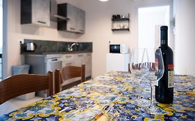 Cetinale Apartments
